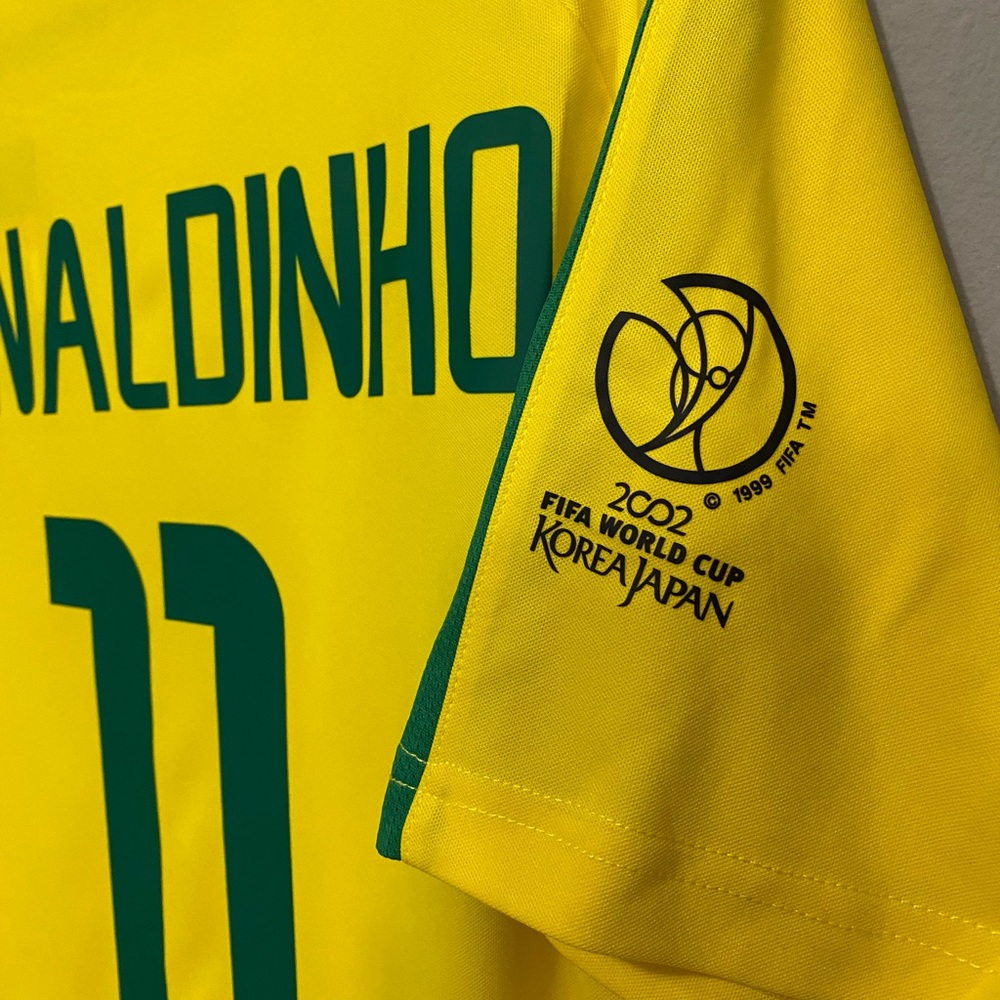 Brazil 2002 Ronaldinho World Cup home soccer jersey - Picture 4 of 4